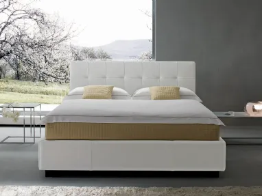 Letto matrimoniale in pelle